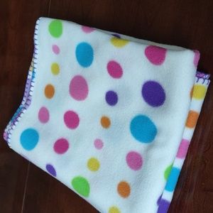 Soft Multi-color Polka Dot Fleece Blanket